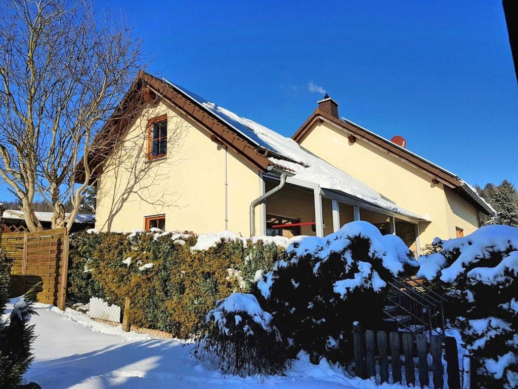Apartment With Views Of The Ore Mountains Oelsnitz  Luaran gambar
